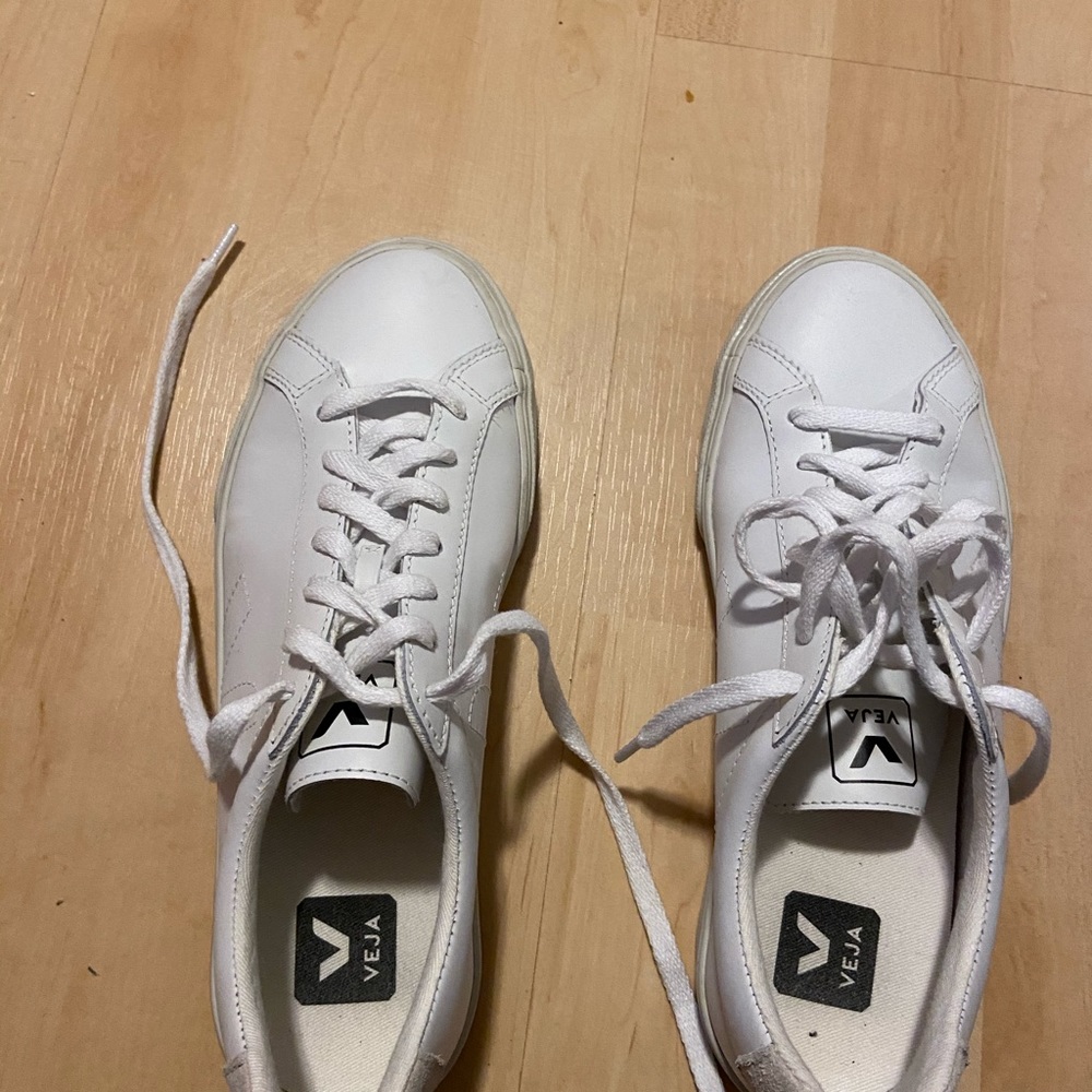 Veja Esplar Sneaker